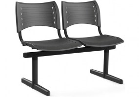Longarina-plástica-2-lugares-ISO-estrutura-preta-assento-preto-hsmóveis
