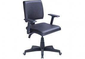 Cadeira-Izzi-Executiva-Giratória-Plaxmetal-base-Standard-preta-HS-Móveis