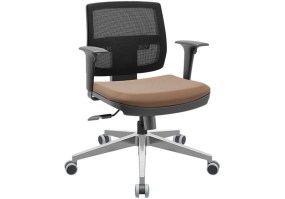 Cadeira_giratória_brizza_tela_executiva_89001_braço_regulável_base_alumínio_PU_relax_vinil_caramelo