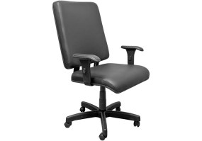 Cadeira_giratória_diretor_para_obeso_braços_reguláveis_couríssimo_preto