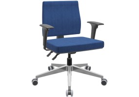 Cadeira_giratória_izzi_executiva_105002_braços_reguláveis_base_alumínio_back_system_poliéster_azul