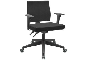 Cadeira_giratória_izzi_executiva_105002_braços_reguláveis_base_itália_back_system_poliéster_preto
